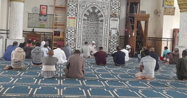 أئمة المساجد يؤدون درس العصر بالمساجد بالإجراءات الاحترازية.. صور