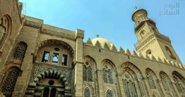 مسجد السلطان قلاوون.. حكاية جامع مملوكى شارع المعز 
