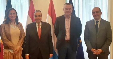 سفير مصر لدى بروكسل يبحث تنشيط السياحة الوافدة من بلجيكا إلى مصر