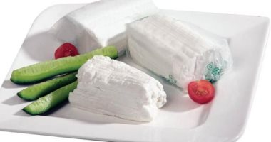 5 فوائد صحية لتناول الجبن.. من صحة الأسنان إلى خفض ضغط الدم 