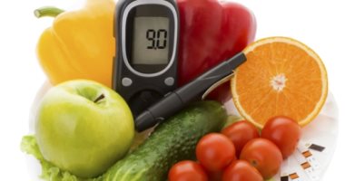 أهم 5 نصائح لتناول الطعام الصحي حفاظا على مستوى السكر في الدم