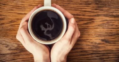كيف تستفيد من القهوة.. امتنع عن تناول الكوب الأول قبل الساعة 11 صباحًا