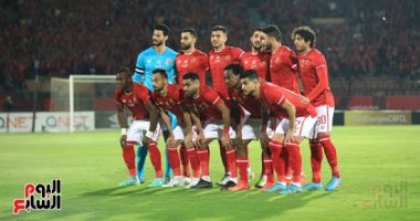 انطلاق مباراة الأهلي والرجاء المغربي في ذهاب ربع نهائي دوري أبطال أفريقيا.. صور