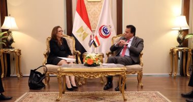 خالد عبدالغفار يؤكد توسيع آفاق التعاون بين مصر وكوبا فى الصحة والبحث العلمى