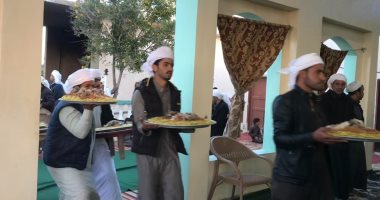 تقاليد متوارثة منذ القدم لإحياء شهر رمضان بقرية الجورة بسيناء.. فيديو وصور