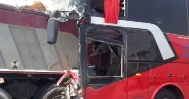 تفاصيل حادث تصادم أودى بحياة 8 معتمرين وإصابة العشرات بالمدينة المنورة.. صور
