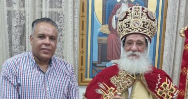 صلاة قداس عيد القيامة من كاتدرائية ساحل طهطا بسوهاج.. فيديو