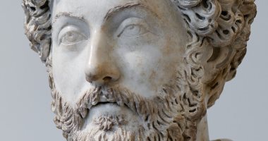 ماركوس أوريليوس خامس الأباطرة الرومانيين اشتهر بسبب فلسفته.. فماذا كتب؟