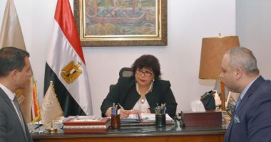 وزيرة الثقافة تضع اللمسات النهائية لإطلاق مشروع سينما الشعب 