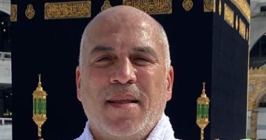 السعودية نيوز | 
                                            محمد يوسف نجم الأهلى السابق يؤدى مناسك العمرة 
                                        