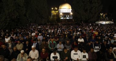 ربع مليون مصلٍ يحيون ليلة القدر فى المسجد الأقصى المبارك.. فيديو وصور