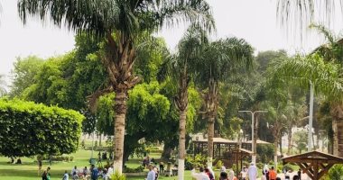 استقبال حدائق القناطر وكورنيش بنها لمواطنى القليوبية فى ثانى أيام العيد.. صور