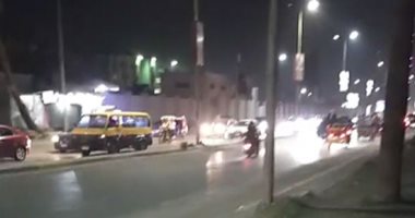 لحظات الخوف.. حريق يلتهم 3 سيارات نقل على طريق "طنطا - السنطة" بالغربية (لايف)