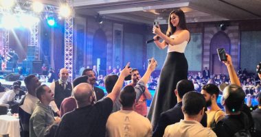 الإماراتية بلقيس تحتفل بعيد الفطر مع جمهور القاهرة.. صور