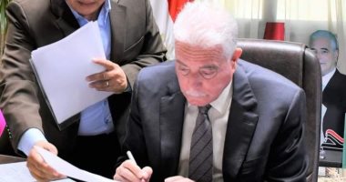 محافظ جنوب سيناء يصدق على 14 قرار تصالح فى مخالفات البناء لأهالي أبو رديس