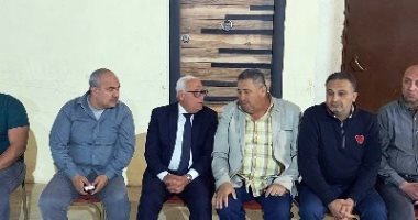 محافظ بورسعيد يزور أسرة الشهيد مجند "أسامة عيد عبد الرحمن" لتقديم العزاء..صور