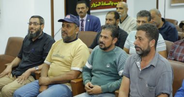 "يحيى عطية" الصياد العائد من اليمن: الرئيس رد للمصريين اعتبارهم وشعرنا بالفخر