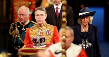الأمير تشارلز وزوجته ووليام يشاركون فى افتتاح البرلمان نيابة عن الملكة إليزابيث
