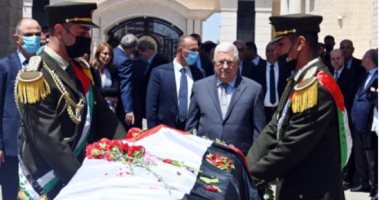 الرئيس الفلسطينى يشارك فى مراسم تشييع جثمان أبو عاقلة بحضور رسمى وشعبى كبير