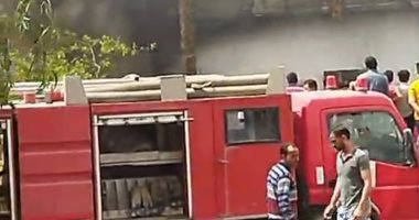السيطرة على حريق مصنع أسفنج فى الشرقية.. فيديو وصور