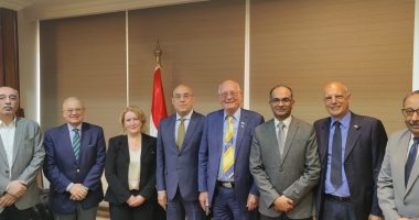 وزير الإسكان يلتقى وفدا ألمانيا لبحث التعاون ونقل التكنولوجيا للمشاريع المصرية