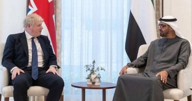 رئيس وزراء بريطانيا يلتقى الشيخ محمد بن زايد لتقديم واجب العزاء