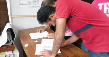 العمال يشاركون بانتخابات المرحلة الأولى للتنظيمات النقابية فى الجامعة العمالية.. لايف
