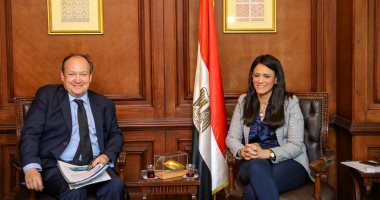 نائب رئيس بنك الاستثمار الأوروبي يؤكد أهمية التعاون مع الحكومة المصرية