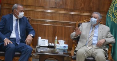محافظ القليوبية يستقبل مدير صندوق مكتبات مصر العامة لإنشاء أفرع جديدة بالمحافظة