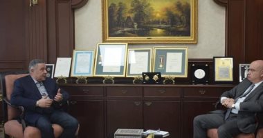 محافظ البحر الأحمر يبحث مع القائم بأعمال سفارة جورجيا بالقاهرة تعزيز التعاون 