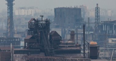 أسوشيتدبرس: أوكرانيا تتجنب كلمة "استسلام" بعد الانسحاب من مصنع آزوفستال