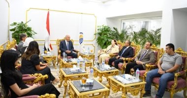 محافظ قنا يستقبل ممثل برنامج الأمم المتحدة الإنمائى بمصر لبحث تنفيذ مشروعات مشتركة