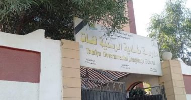 مدير "تعليم الفيوم" فى جولة تفقدية للجان امتحان الإنجليزية للشهادة الإعدادية