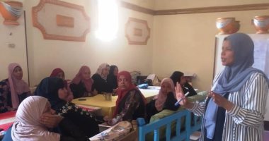 محافظ أسوان يتابع جهود فرع المجلس القومى للمرأة فى قرى حياة كريمة