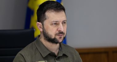 الرئيس الأوكراني: "معارك عنيفة جدا" في منطقتي سوليدار وباخموت
