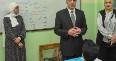 106 آلاف و616 طالبا يؤدون امتحانات الشهادة الإعدادية فى 382 لجنة بالإسكندرية