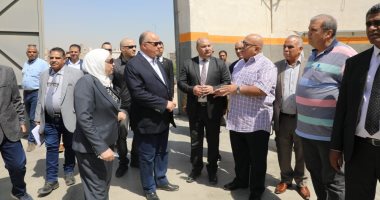 محافظ القاهرة يتفقد المنطقة الصناعية بالقطامية لحل مشاكل المستثمرين