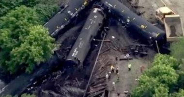 نيويورك بوست: إصابات بشرية وتسرب نفطى إثر خروج قطار عن مساره ببنسلفانيا