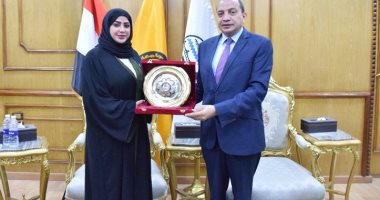 رئيس جامعة بنى سويف يستقبل المستشار الثقافي لمملكة البحرين لبحث التعاون المشترك
