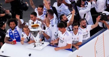 احتفالات صاخبة لنجوم ريال مدريد بعد التتويج بدوري أبطال أوروبا