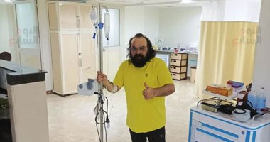 خروج المطرب أبو الليف من المستشفى بعد تحسن حالته الصحية