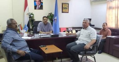 مدير تعليم البحر الأحمر يلتقى رئيس مجلس أمناء المحافظة ومدير الأبنية التعليمية