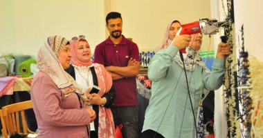 دورة تدريبية لصناعة السجاد نصف الآلى بجامعة كفر الشيخ بالتعاون مع قومى المرأة
