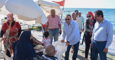 محافظ الإسكندرية يتفقد الشواطئ المجانية واستعداداتها لاستقبال المصطافين