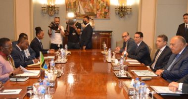 وزير الخارجية يجرى جلسة مباحثات موسعة مع وزيرة خارجية تنزانيا 