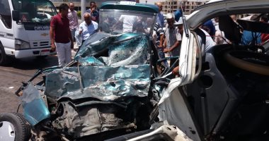 إصابة 5 أشخاص فى حادث تصادم سيارة ملاكى وميكروباص بمصر الجديدة.. صور