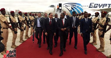 مصطفى مدبولى يشارك فى مراسم تنصيب رئيس الصومال الجديد