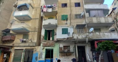 انهيار شرفة عقار قديم بحى الجمرك فى الإسكندرية دون إصابات