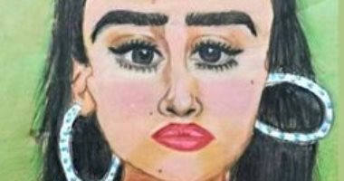 "فرح" قارئة من القاهرة تبدع في رسم البورتريهات