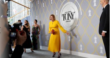 الألوان المبهجة تسيطر على النجوم بحفل توزيع جوائز Tony Awards لعام 2022